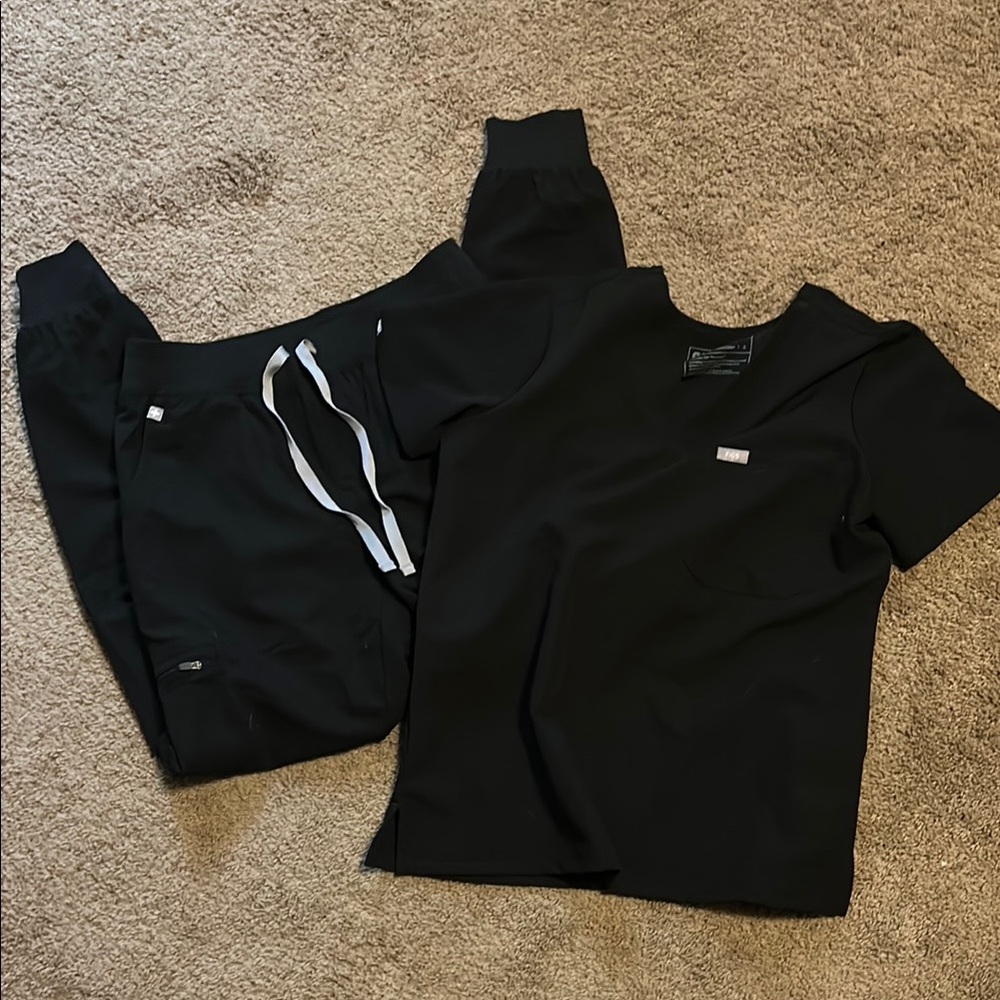3 Pairs - Figs Black Scrub Sets NWOT
